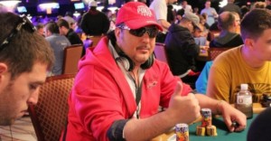 Poker Online: Massimo 'Maxshark' Mosele sfiora il colpaccio nel Sunday Big