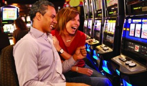 Casinò: donna tocca un tasto per sbaglio e sbanca una penny slot