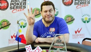 Sam Razavi è il re del poker asiatico: vince quattro eventi APT in sette giorni