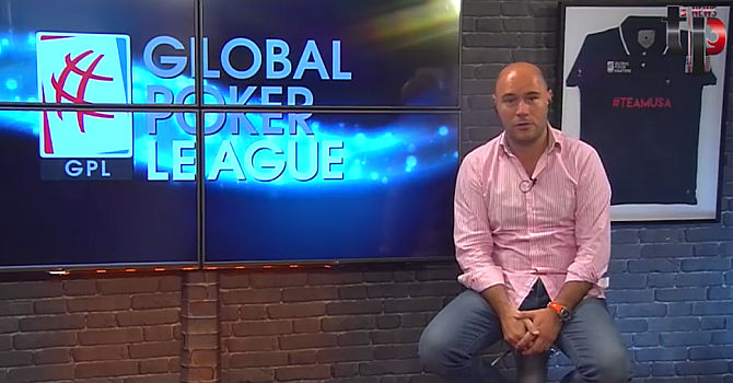Alex Dreyfus durante un'intervista in cui presentava la Global Poker League