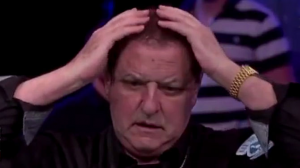 Pierre Neuville, un "tombino" tra i November Nine: analisi di due improbabili fold