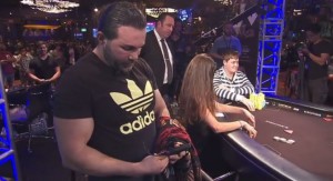Mikel Habb, lo slowroller più antipatico della storia punito in diretta streaming