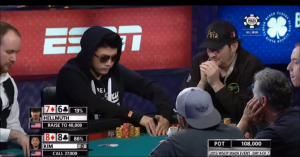 Phil Hellmuth show, fa il veggente al Main Event WSOP 2015: “Hai 88 o TT”