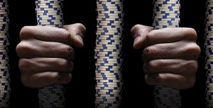 Come salvare il poker live dalle truffe, calunnie e dal caos social network: ecco la Polizia dei Giochi