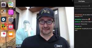 Hellmuth, che combini? Su Twitch finisce la foto sexy della moglie, e non solo...
