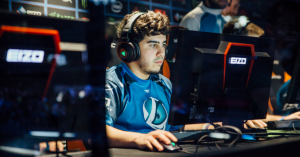Counter Strike, numero pazzesco: cecchino ne fa fuori 5 in due secondi!
