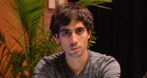 Las Vegas, ragazzino chiede al vecchietto di fargli vedere lo stack, lui non ci sta e... "Ora te li conta il dealer, ALL IN!"