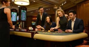 Roulette: Principessa sbanca "Les Ambassadeurs" e lascia mancia da un milione di sterline!