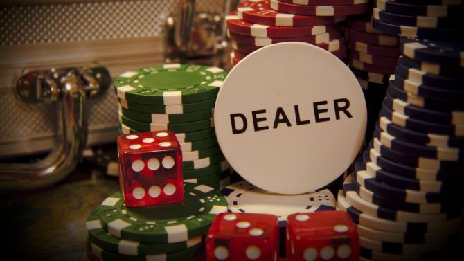 poker-dealer