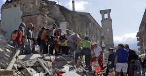 Chiedeva soldi per aiutare i terremotati, li usava per giocare online: fermato web-sciacallo