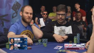 Sam Greenwood prova a intrappolare Mustapha Kanit con K-K, ma perde contro 9-2