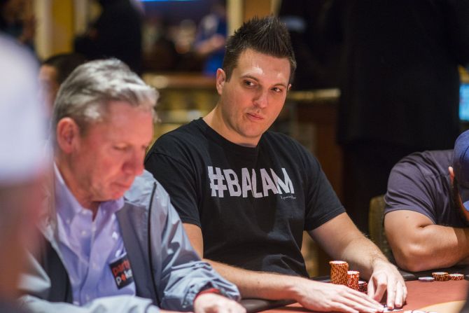 Doug Polk, qua impegnato nel WPT Five Diamond contro Mike Sexton