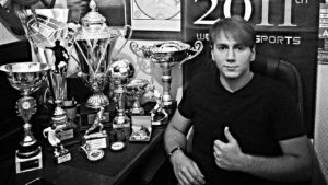 Lonewolf92: "Giocare professionalmente a FIFA è come il poker", parola del più forte player italiano
