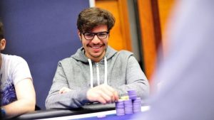 EPT Praga €50.000 Super High Roller: Charlie Carrel e Mustapha Kanit scatenati