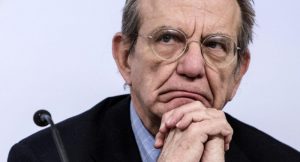 Per i bookies Italia fuori dall'Unione: la quota crolla a 2! Padoan favorito, Renzi bis a 18