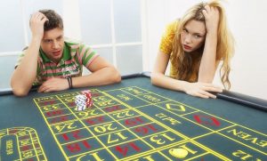 Giovani e gioco d'azzardo: il 72% spende meno di €3 a settimana. Gratta e Vinci e Scommesse i più popolari