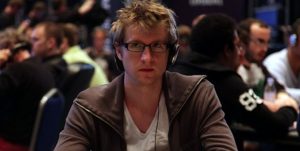 A volte ritornano: Rob Akery vince il Super Tuesday. La storia di 'Vaga_Lion', ex-re di Age of Empires