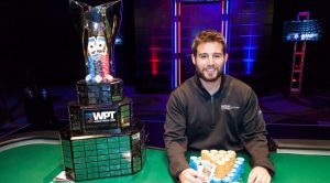 Darren Elias nella storia del WPT: vince il Fallsview e fa triplete di titoli