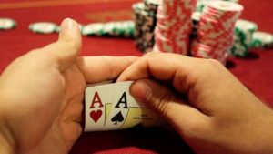 La mano con gli Assi e il concetto di reciprocità. Come avremmo giocato dall'altra parte?