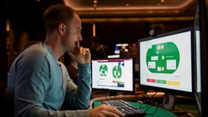 Jason Les: "Libratus ci ha battuti in heads-up, ma i bot non domineranno il poker"