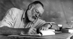 "Mai call, o raise o fold": il poker - e la vita - secondo Ernest Hemingway