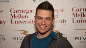 Doug Polk, frecciata a Hellmuth: "Non comprate quote di chi ha una certa età, non studia e arriva in ritardo"