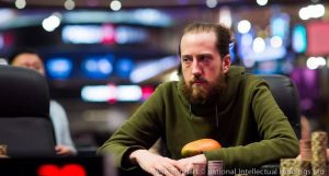 Steve O'Dwyer: "Quando è giusto puntare solo a vincere e quando giocare per "scalare" il payout"