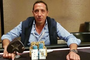 Pokerista italiano salva sulla Rambla per miracolo l'amico poker player, poi vince una picca a Barcellona