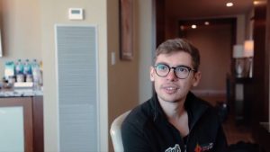 Fedor Holz: "Perdere $100.000 non mi fa alcun effetto, ma è fondamentale gestire il denaro in modo responsabile"