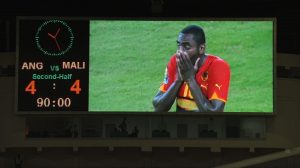 Cosa non fare mai nel Betting: l'Angola sta vincendo 4-0, gambler scommette £4.000 e perde tutto!