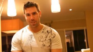 [VIDEO] Quando Bilzerian viveva nel condominio dei grinder a Las Vegas. Dan è stato davvero un pro?