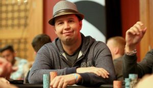 Poker Live Daily: Tononi e Bonini super rimonte a Dublino, "Steva" c'è verso il day 3