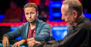 Molestie sessuali, Negreanu attacca Woods che risponde: "E allora tu, con Evelyn Ng?"