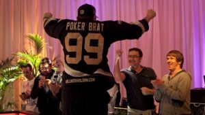 Utente di 2+2 calcola il ROI all-time di Phil Hellmuth alle WSOP: 246%! 7 milioni netti vinti