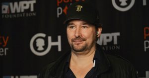 Phil Hellmuth vince oltre $40.000 al Bike ai giochi NLHE 50$/100$ contro Esfandiari