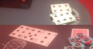 WSOPC Parigi: Raffaele Castro centra un set alla prima mano... ma spuntano due 6 di picche!