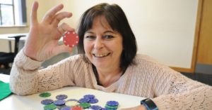 Nonna vince un pacchetto per il PCA 2018: "Mai giocato live. Non prendo un aereo da 40 anni"