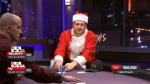 Phil Hellmuth protagonista a Poker After Dark: passa A-Q e dichiara "questo è un fold da fenomeno"