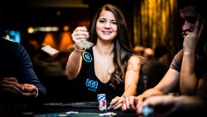 888Poker Live: un main da 639 paganti e garantito polverizzato, 5 azzurri avanzano