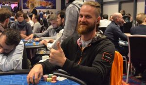 Mtt online: Natale a tutto grinding per SvZff che diventa numero 1 mondiale, vinti $7,5 milioni