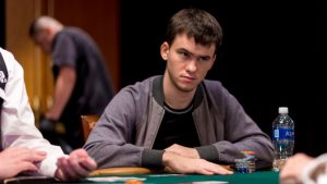 Trueteller: "Oggi l'obiettivo finale nel No-Limit Hold'em è la scelta della giusta size"