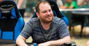 PCA Super High Roller 2018: Scott Seiver comanda il Day 1, passa Mustapha Kanit