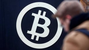 Guardia di Finanza: previsti controlli per utilizzo Bitcoin anche nel gioco online ma sulla tassazione...