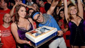 Esfandiari si racconta: "Mi chiamavo Amir, poi scoprii la magia e diventai Antonio. A 19 anni ero già ricco"