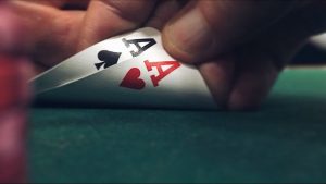 Slow play nel poker: ok, ma occhio a non abusarne!