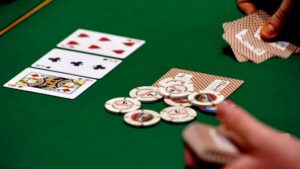 Non riesci a vincere a poker? Allora stai commettendo questi 10 errori comuni