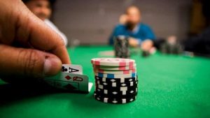 Poker live: stangata pesante per circolo di Udine che rischia multa per €1 milione