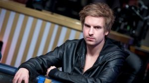 EPT Praga: Gabriele Guerrini vola nel National, 25 azzurri approdano al day 2, Isildur1 a quota 460.000!