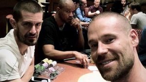 Antonius, Hansen e Ivey: partita pazzesca alla Bobby's Room, tra le più ricche di Vegas