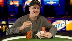 Poker online: è Erick Lindgren il giocatore più perdente della storia degli high stakes?